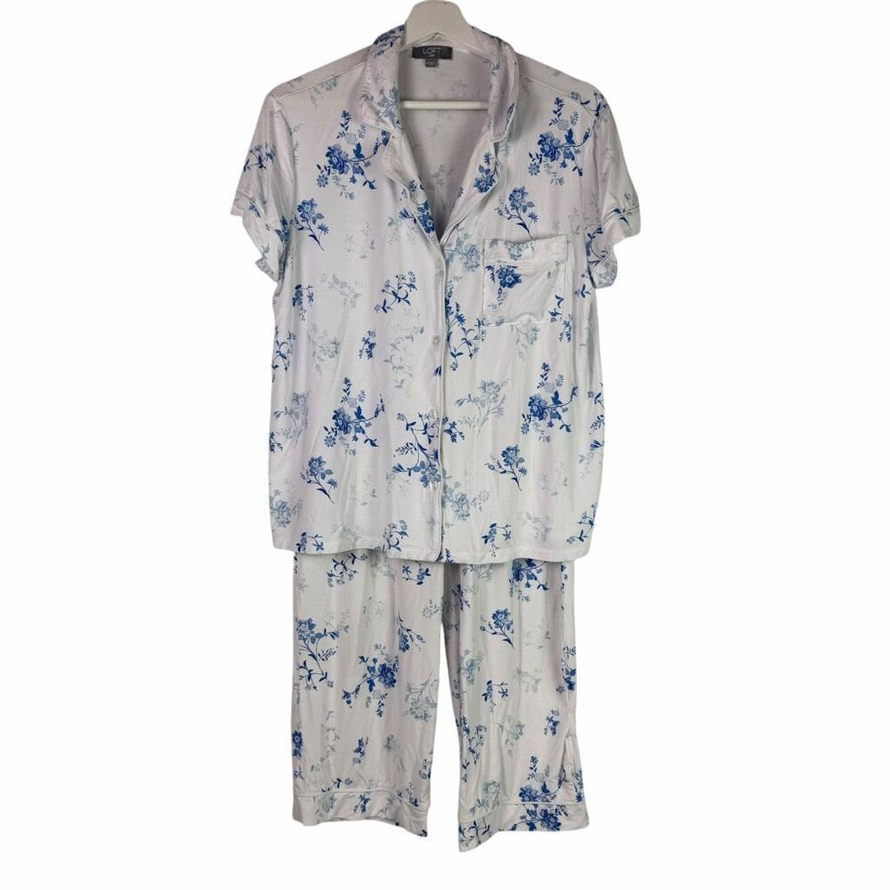 Loft Floral Notch Collar Capri Medium Pajamas